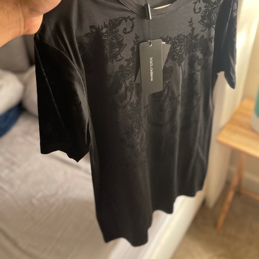 Dolce Gabbana. Premium Italian T Shirt. Flocked velvet pattern print shirt.
